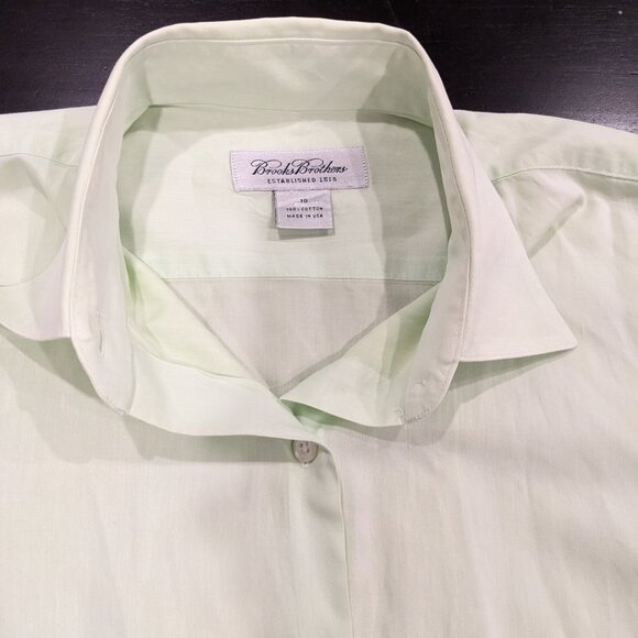 Brooks Brothers Women's Button Up Sea Foam Size 10 - Picture 2 of 3
